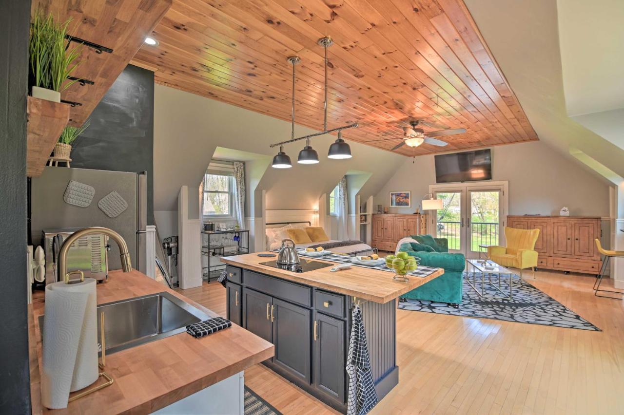 Stylish Studio With Fireplace About 3 Mi From Dtwn! Saratoga Springs Bagian luar foto